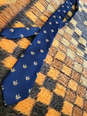 WM. Chelsea Ltd. “Chelsea Collection” 100% silk tie